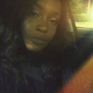 Meet your Posher, Issania